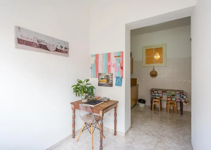 Lejlighed Flat With One Bedroom In Moscavide - Lisboa
