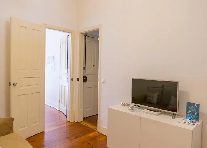 Lejlighed Flat With One Bedroom In Moscavide -