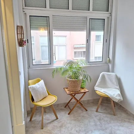 Flat With One Bedroom In Moscavide -